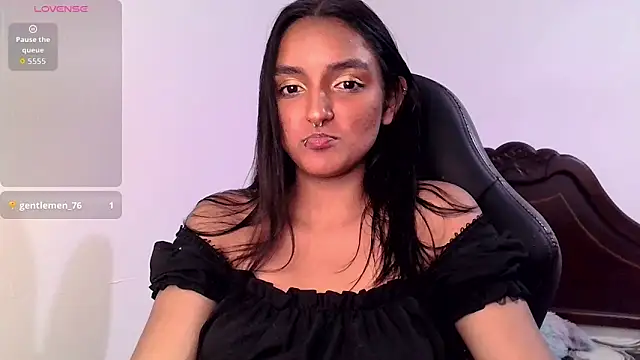 Snapshot of Ari_20_ chatting on September 30, 2025, 10:26 pm Ari 20 online show from September 30, 2025, 10:26 pm