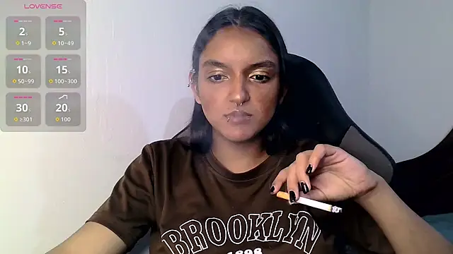 Snapshot of Ari_20_ chatting on October 5, 2025, 3:16 am Ari 20 online show from October 5, 2025, 3:16 am