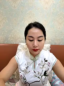 Snapshot of Candice888 chatting on October 27, 2025, 10:30 am Candice888 online show from October 27, 2025, 10:30 am