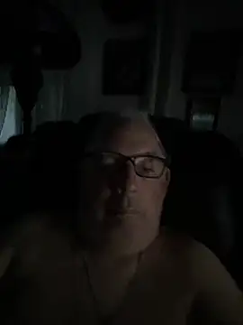 Snapshot of CharlieWeaver22 chatting on June 27, 2026, 9:36 am CharlieWeaver22 online show from June 27, 2026, 9:36 am