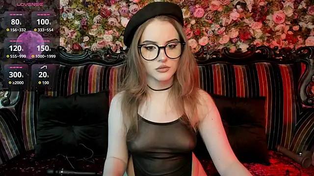EllieMori online show from April 4, 2026, 2:58 pm