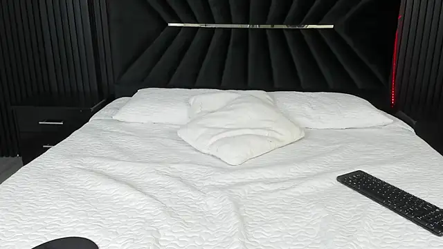 Bigsexxyass online show from September 25, 2025, 7:12 am