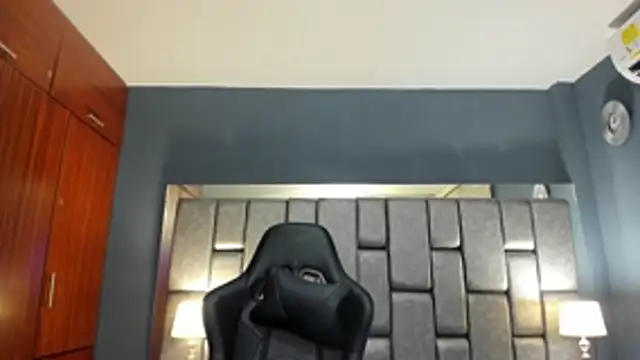 Cata Joness online show from October 29, 2025, 10:28 am