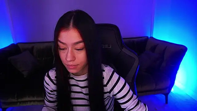 FataleNellie online show from November 11, 2025, 10:32 pm