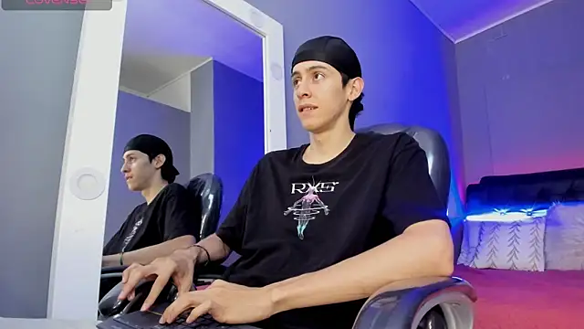 Jhon snow22 online show from September 28, 2025, 2:11 pm