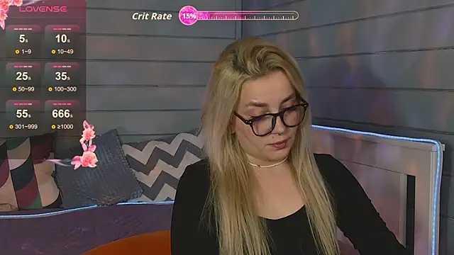 Snapshot of Crystal_Jull chatting on October 16, 2025, 1:45 pm Crystal Jull online show from October 16, 2025, 1:45 pm