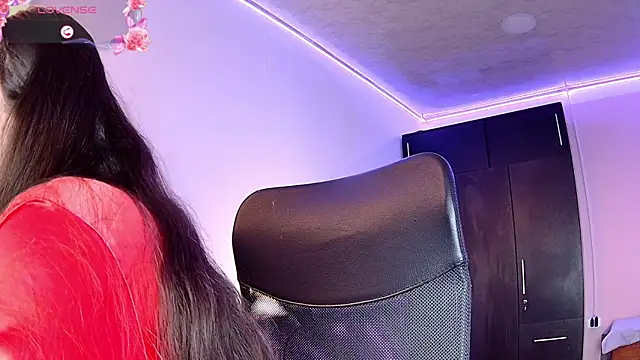 Violet moon24 online show from October 8, 2025, 11:08 am