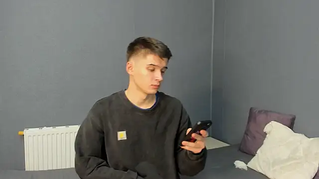 SherlockMax online show from November 11, 2025, 6:41 pm