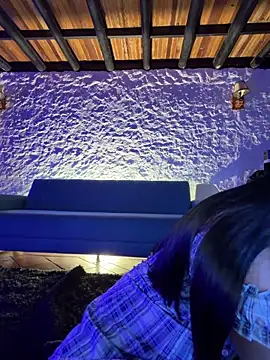 kaori 77 online show from March 17, 2026, 5:33 am