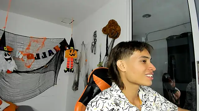 kenshi roa online show from November 1, 2025, 8:38 am