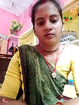 Hot bbbb online show from October 2, 2025, 8:43 am