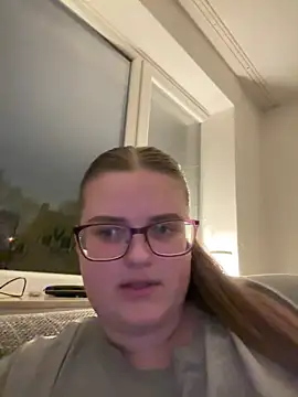 CurvyPaar2 online show from February 11, 2026, 6:57 pm