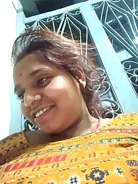 Hot crety online show from October 7, 2025, 3:31 pm