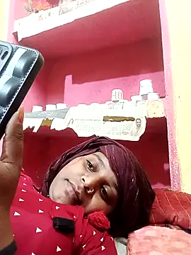 Snapshot of Hot_crety chatting on May 24, 2026, 6:02 pm Hot crety online show from May 24, 2026, 6:02 pm