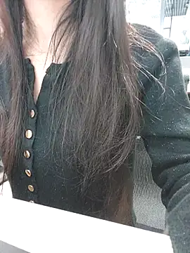 meomeocute online show from November 17, 2025, 4:29 am