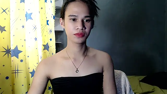 urseductivebarbie xx online show from November 15, 2025, 6:33 am