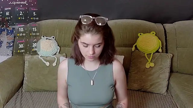 ElzaBlis online show from March 30, 2026, 1:12 pm