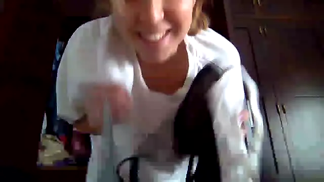 violetofsecret online show from October 10, 2025, 8:57 am