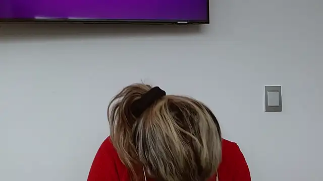 linda-mature43 online show from October 8, 2025, 11:52 am