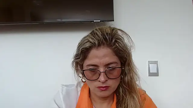 linda-mature43 online show from October 15, 2025, 5:13 pm