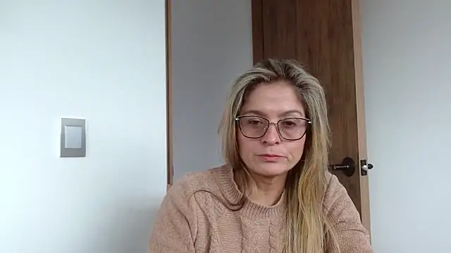 linda-mature43 online show from October 21, 2025, 5:57 pm