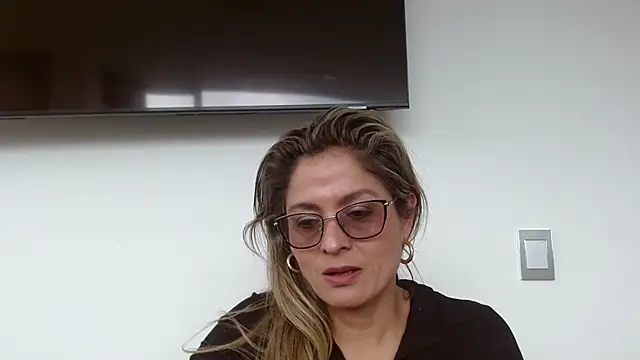 linda-mature43 online show from November 6, 2025, 5:47 pm