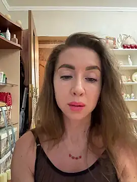 Snapshot of MarinaDiva11_74 chatting on February 27, 2026, 8:42 pm MarinaDiva11 74 online show from February 27, 2026, 8:42 pm