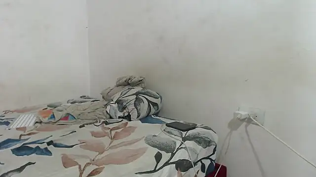 couplehotfantasies online show from October 9, 2025, 7:56 pm