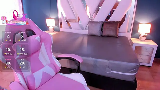 mia kinky1 online show from October 9, 2025, 6:06 pm