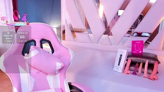 mia kinky1 online show from October 22, 2025, 6:07 pm