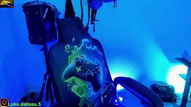 zeus 7777 online show from December 5, 2025, 8:12 am