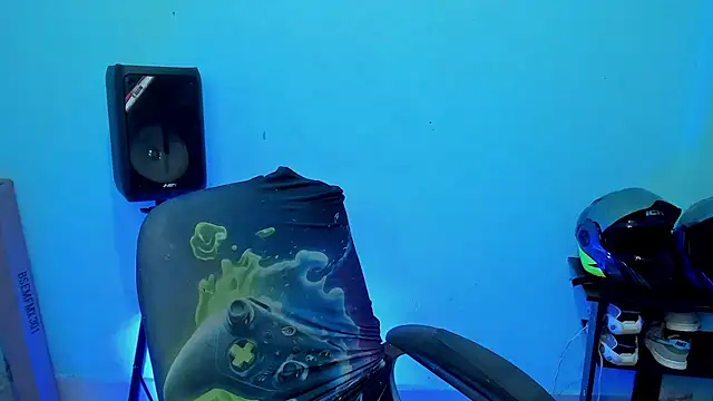 zeus 7777 online show from April 3, 2026, 10:41 pm