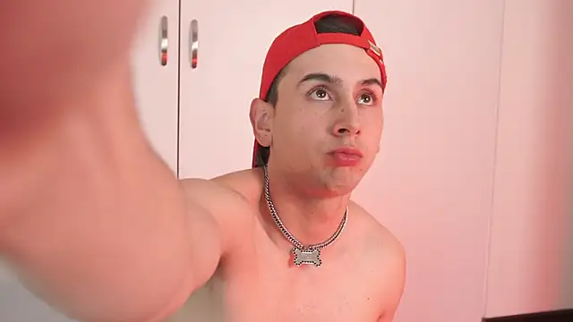 Snapshot of mathewconelly chatting on September 28, 2025, 3:34 am mathewconelly online show from September 28, 2025, 3:34 am