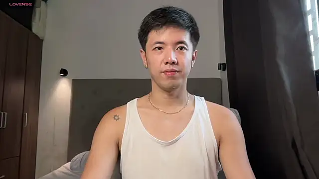 Addictiveboi online show from May 20, 2026, 3:34 am