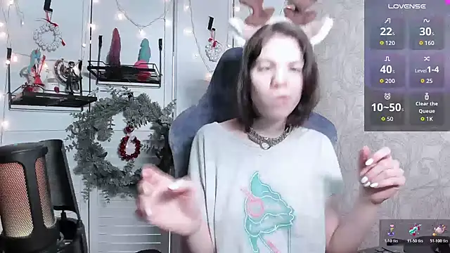 aestheticbeing online show from December 20, 2025, 7:37 am