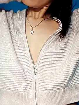 Hinna x online show from November 21, 2025, 2:54 am