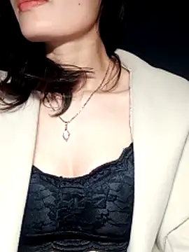 Hinna x online show from December 13, 2025, 8:14 pm