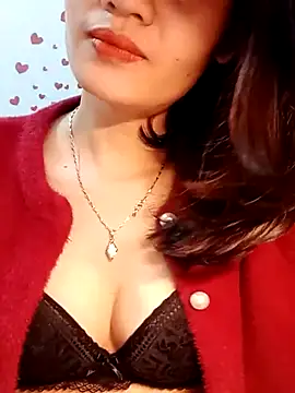 Snapshot of Hinna_x chatting on March 5, 2026, 10:17 pm Hinna x online show from March 5, 2026, 10:17 pm