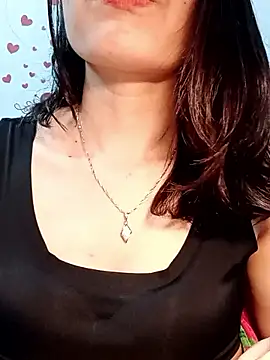 Snapshot of Hinna_x chatting on March 9, 2026, 1:37 pm Hinna x online show from March 9, 2026, 1:37 pm