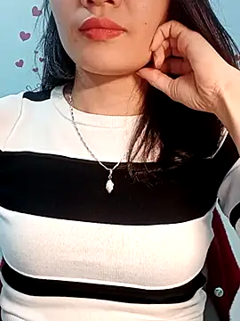 Snapshot of Hinna_x chatting on March 12, 2026, 2:45 pm Hinna x online show from March 12, 2026, 2:45 pm