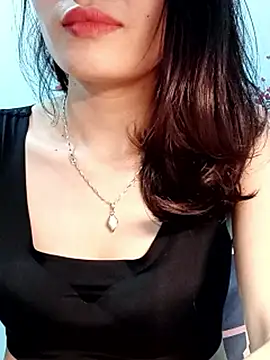 Snapshot of Hinna_x chatting on April 2, 2026, 2:09 am Hinna x online show from April 2, 2026, 2:09 am