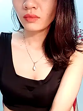 Snapshot of Hinna_x chatting on April 11, 2026, 10:14 pm Hinna x online show from April 11, 2026, 10:14 pm