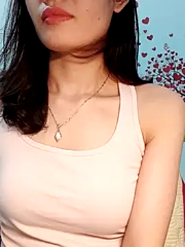 Snapshot of Hinna_x chatting on April 14, 2026, 2:12 pm Hinna x online show from April 14, 2026, 2:12 pm