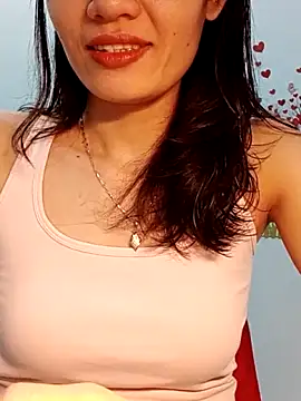 Hinna x online show from May 8, 2026, 2:22 pm