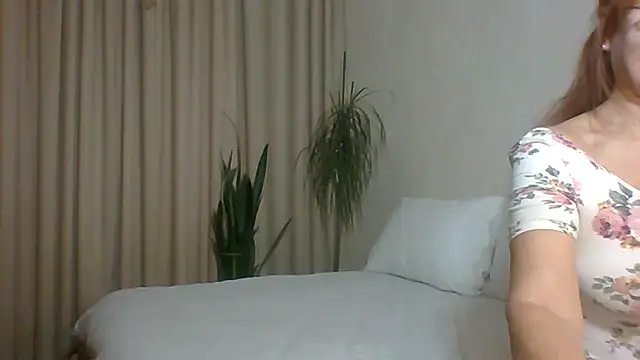 Marellaa online show from December 5, 2025, 6:33 am