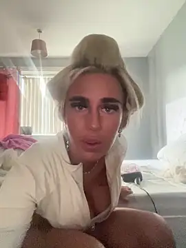 EllieMaeBaby online show from February 8, 2026, 2:31 pm