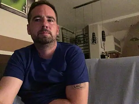 Snapshot of neoslave951 chatting on September 20, 2025, 9:27 pm neoslave951 online show from September 20, 2025, 9:27 pm