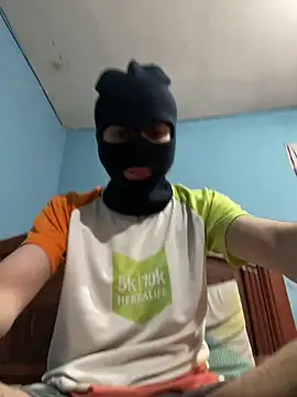 Sebas34  online show from September 25, 2025, 9:46 am