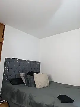 asumi 18 online show from November 12, 2025, 9:32 am