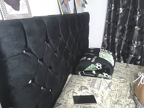 melen xiomi08 online show from October 7, 2025, 1:25 am